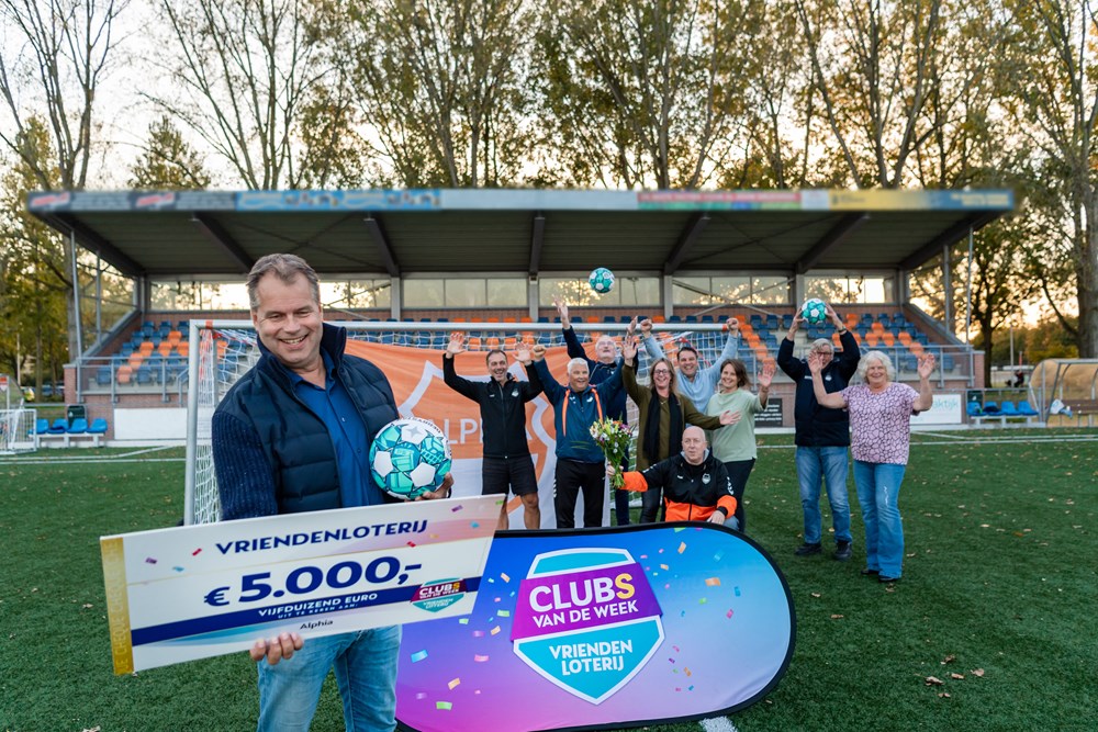 En nog een cheque voor Alphia! - v.v. Alphia