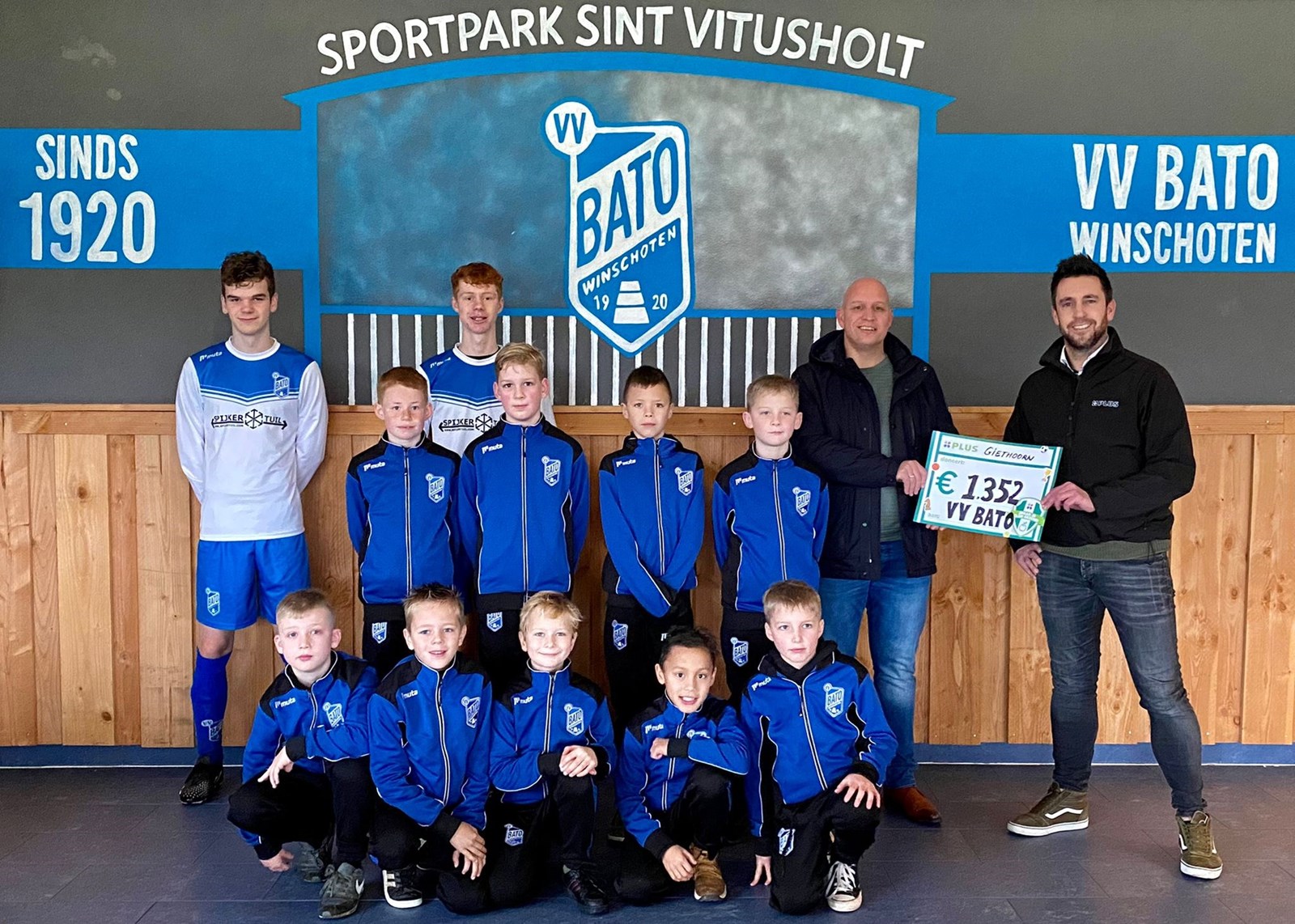 vv-bato-winnaar-van-de-spaar-je-club-gezond-actie-voetbalvereniging