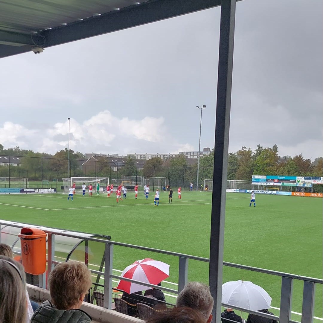 DOVO en RKVV DEM delen de punten Voetbalvereniging DOVO Veenendaal