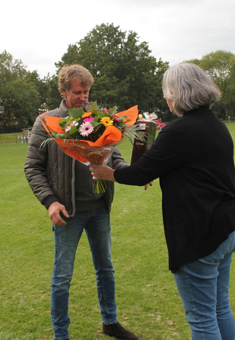 Nieuwe tenues JO19 - DVVC