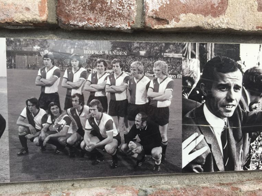 Op een slof en een oude voetbalschoen - DVS'33 Ermelo