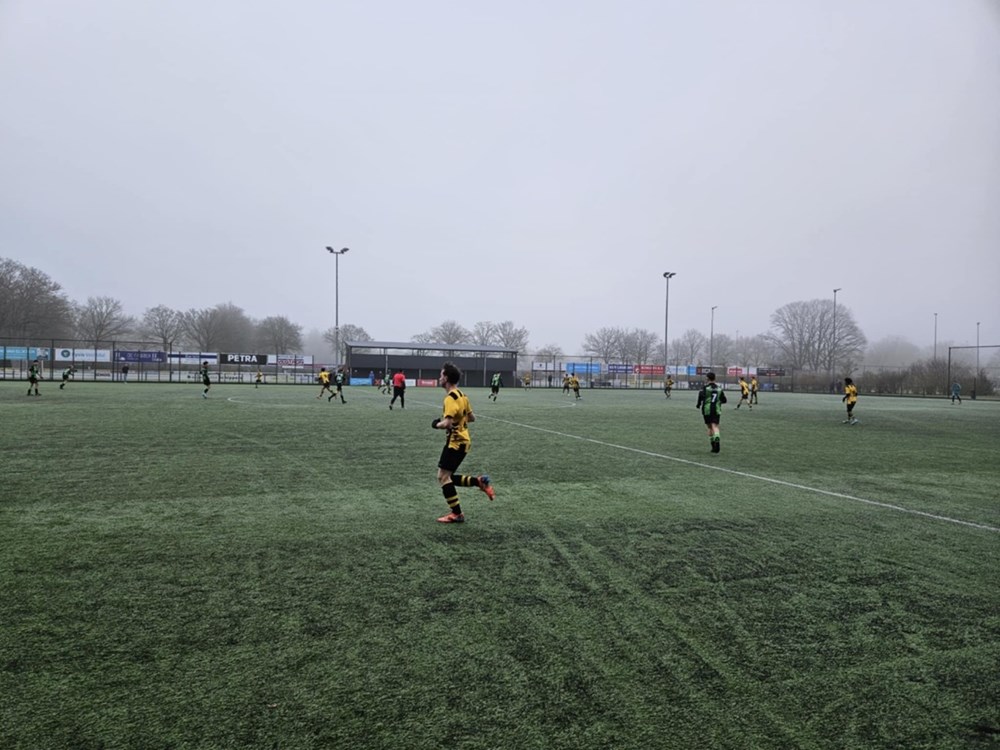 DVS 33 Ermelo JO16 1 Bood SJO FC Dalfsen Prima Weerstand DVS 33 Ermelo dvs-33-ermelo-jo16-1-bood-sjo-fc-dalfsen-prima-weerstand-dvs-33-ermelo