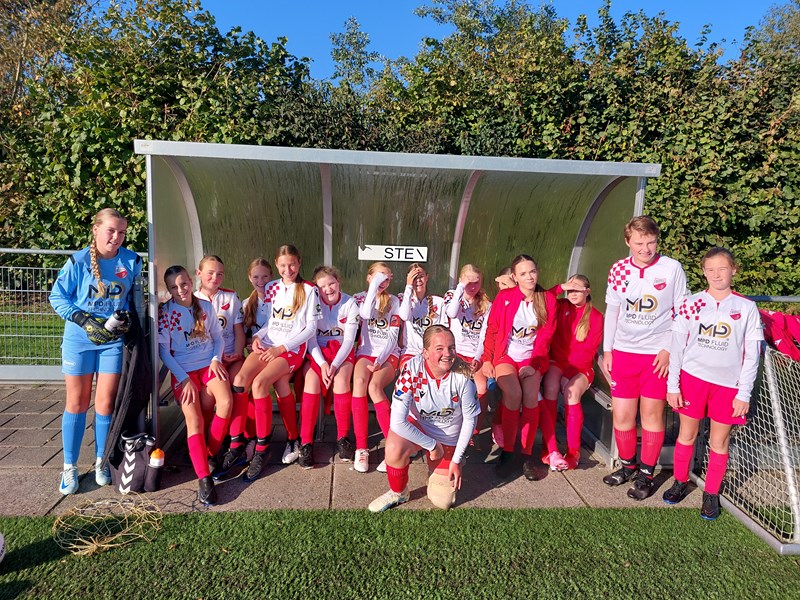 MO15 neemt knap punt mee uit Haarsteeg!????