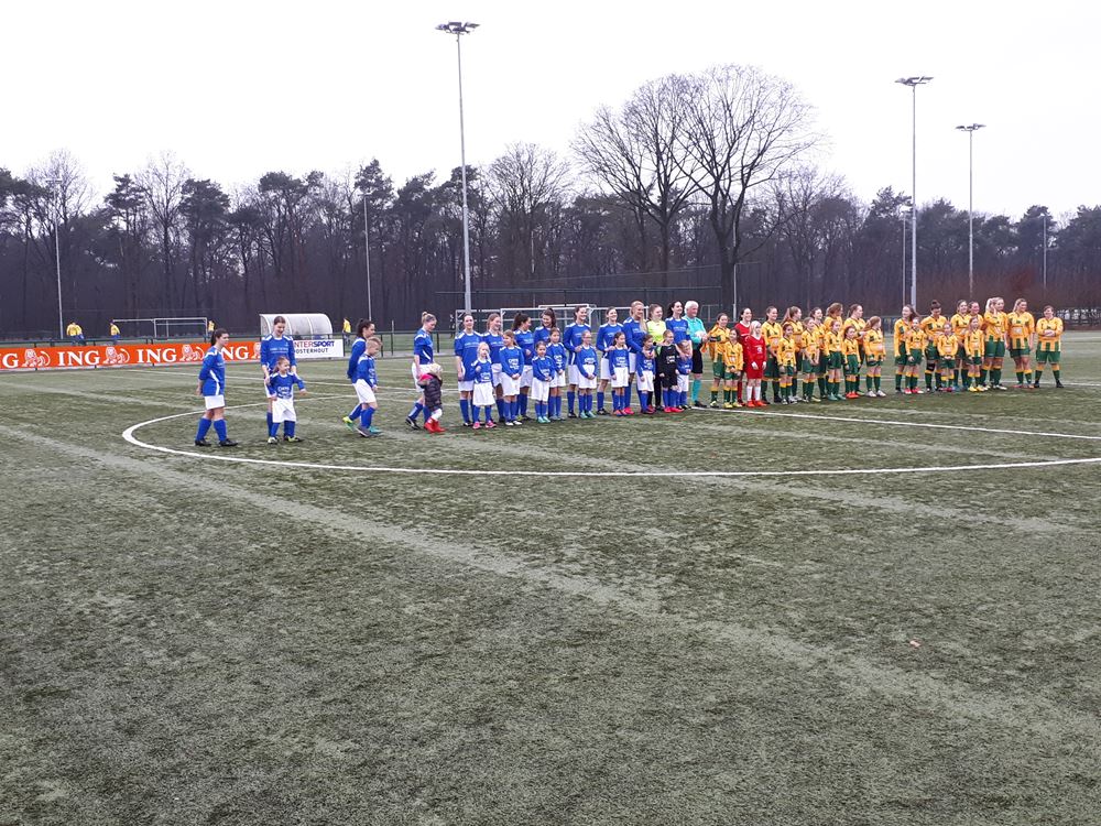 v.v. Neerlandia '31 Dames NEERLANDIA