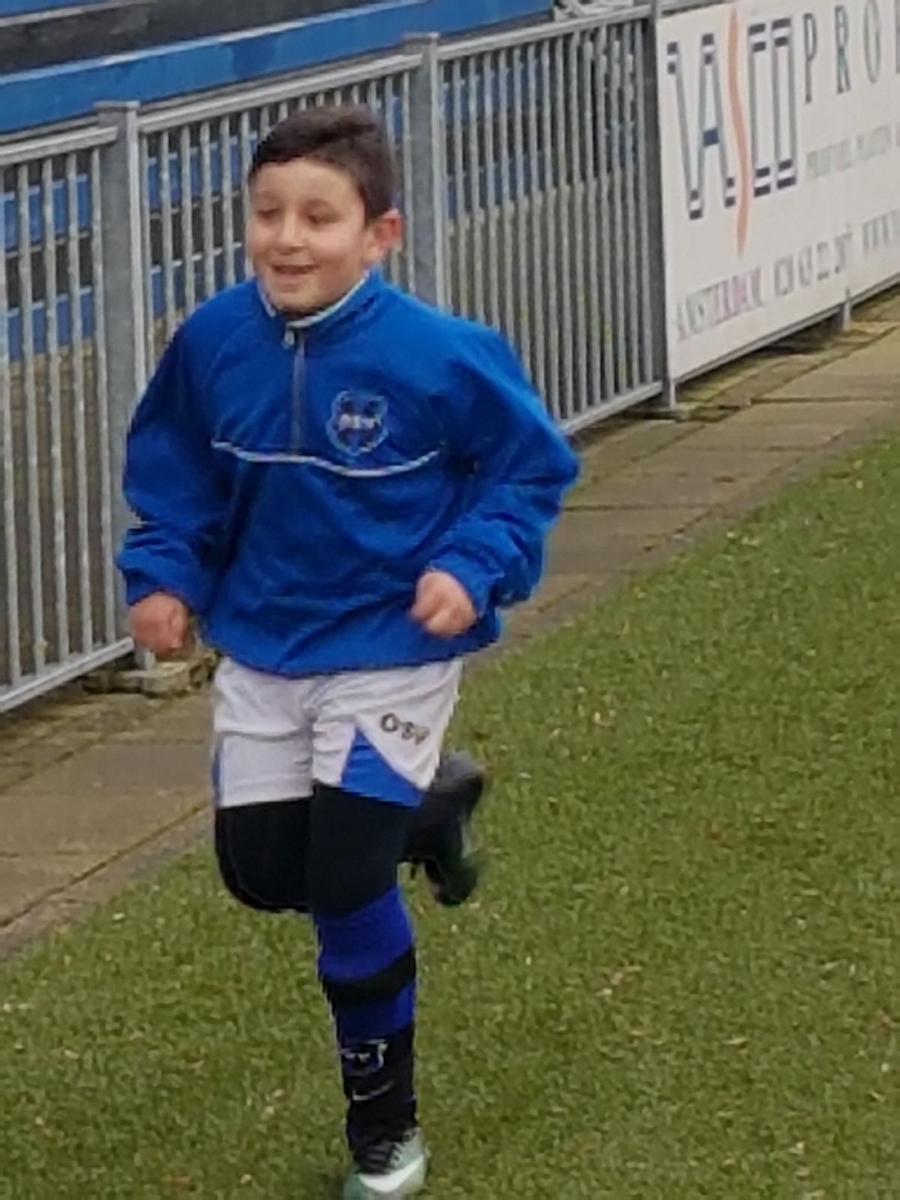 Novorossiyskda porno onlayn Chiroyli anal jinsiy aloqa