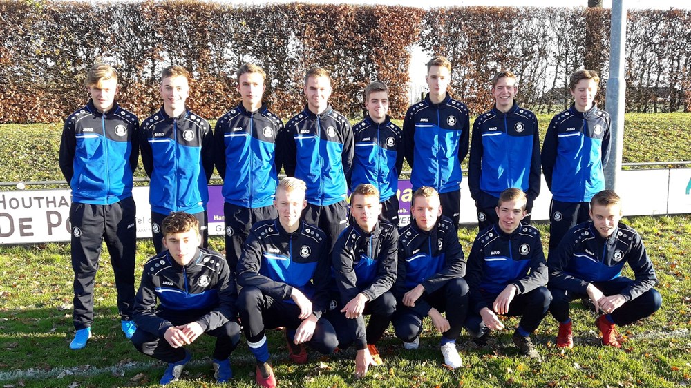 voetbal club trainingspak