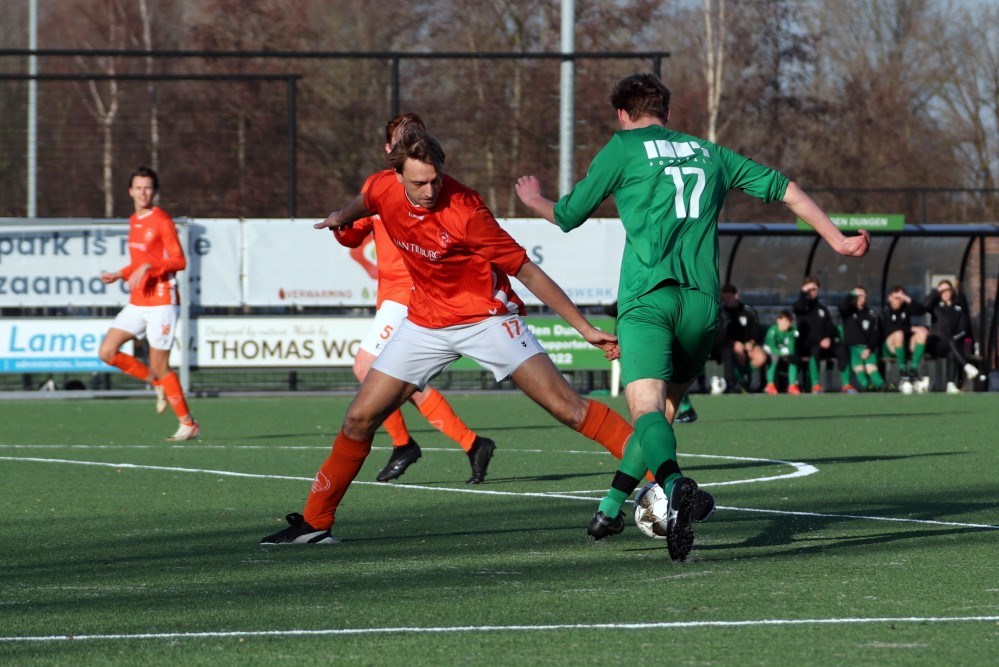 Teleurstellende nederlaag in Den Dungen - RKSV Prinses Irene Nistelrode -  Voetbal & Korfbal