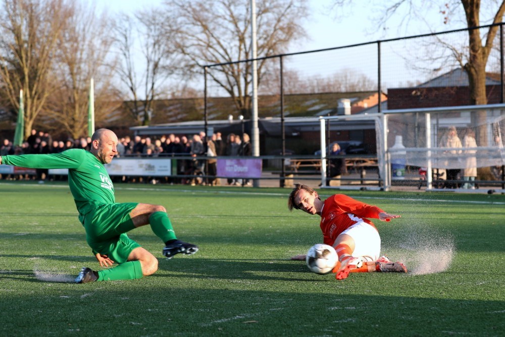 Teleurstellende nederlaag in Den Dungen - RKSV Prinses Irene Nistelrode -  Voetbal & Korfbal