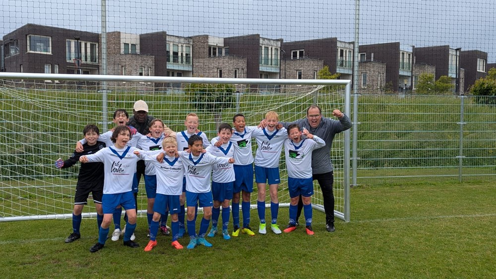 DEM JO12-2 kampioen