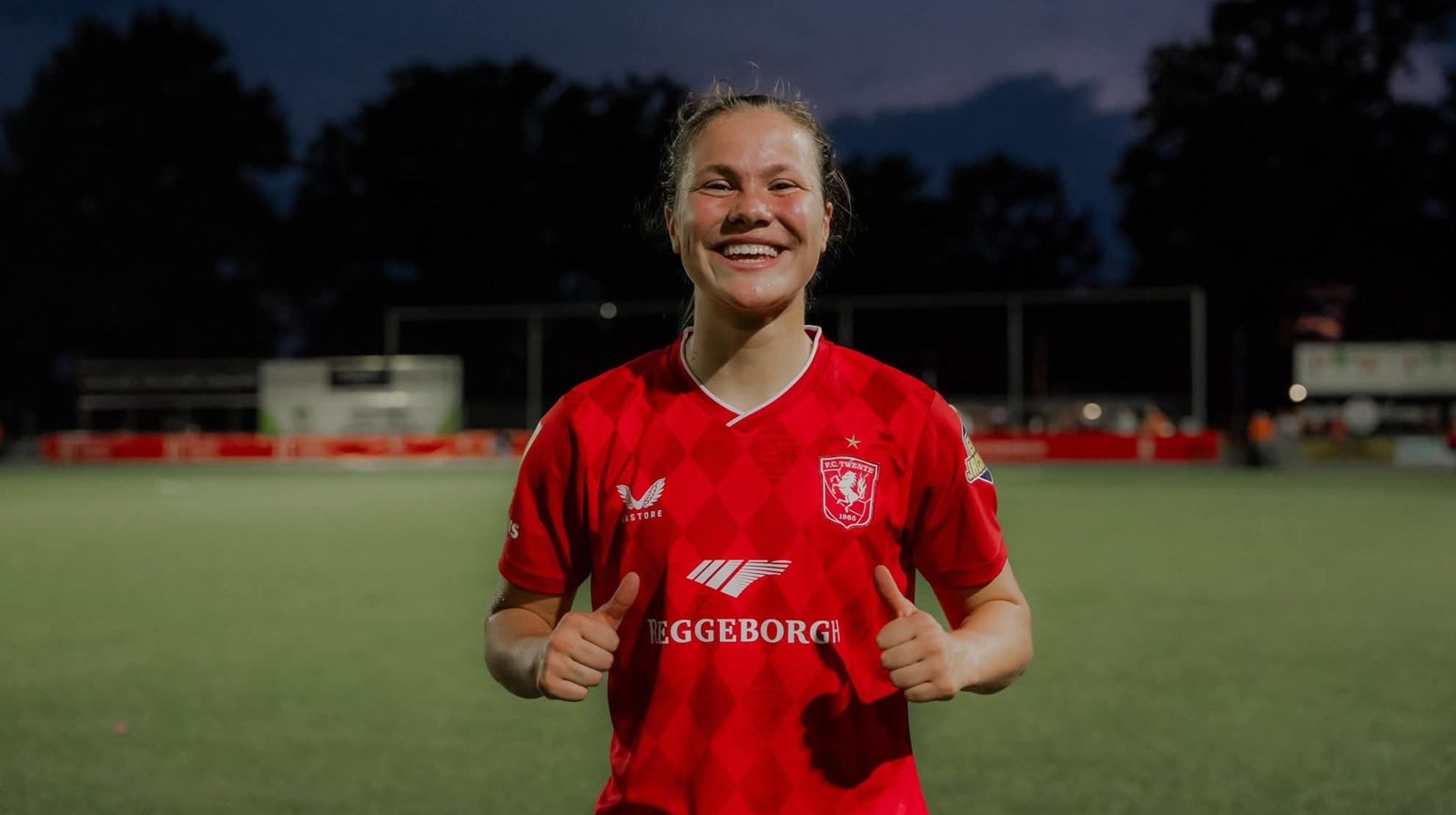 jette-wiefferink-maakt-debuut-bij-fc-twente-vrouwen-sdc-12