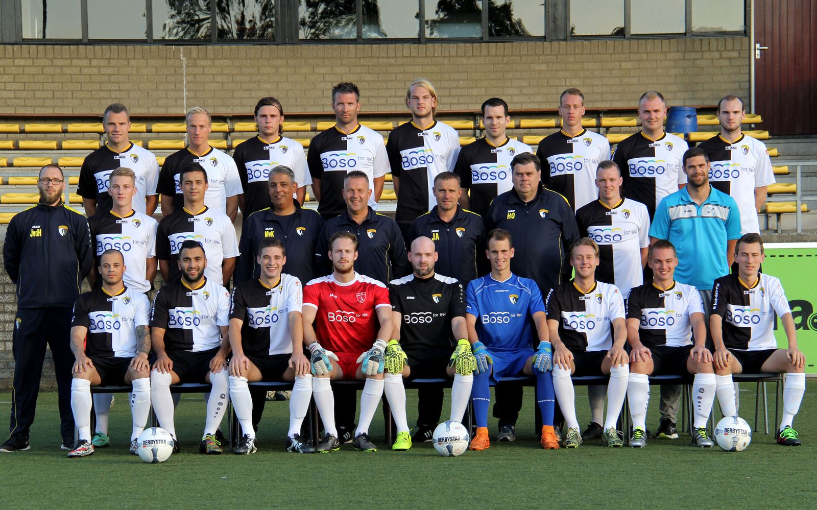 Teamfoto SWZ Boso Sneek 2016 2017 VV Sneek Wit Zwart
