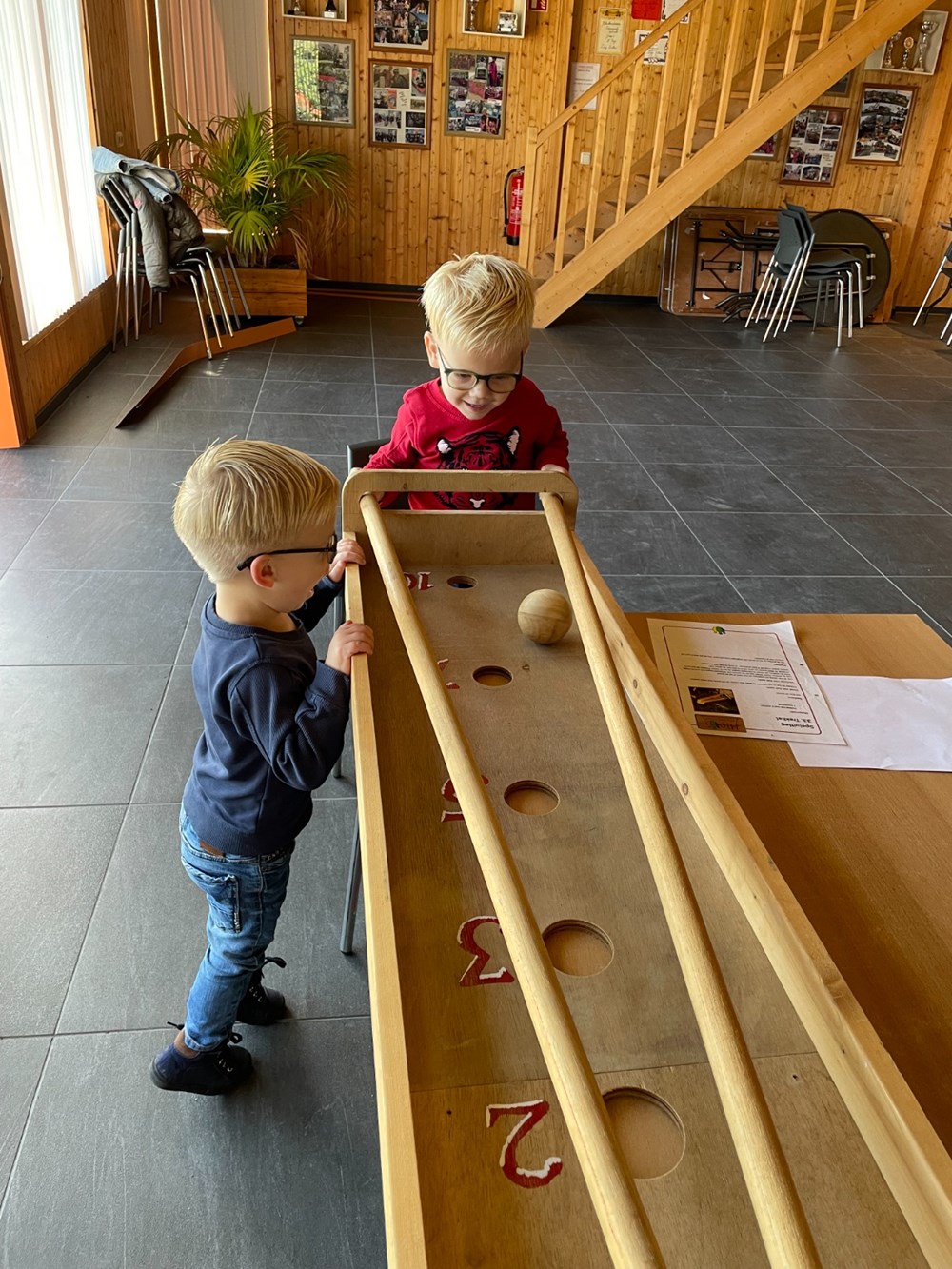 Geslaagd ochtendje Oud Hollandse Spelletjes Speeltuinvereniging Lingewijk