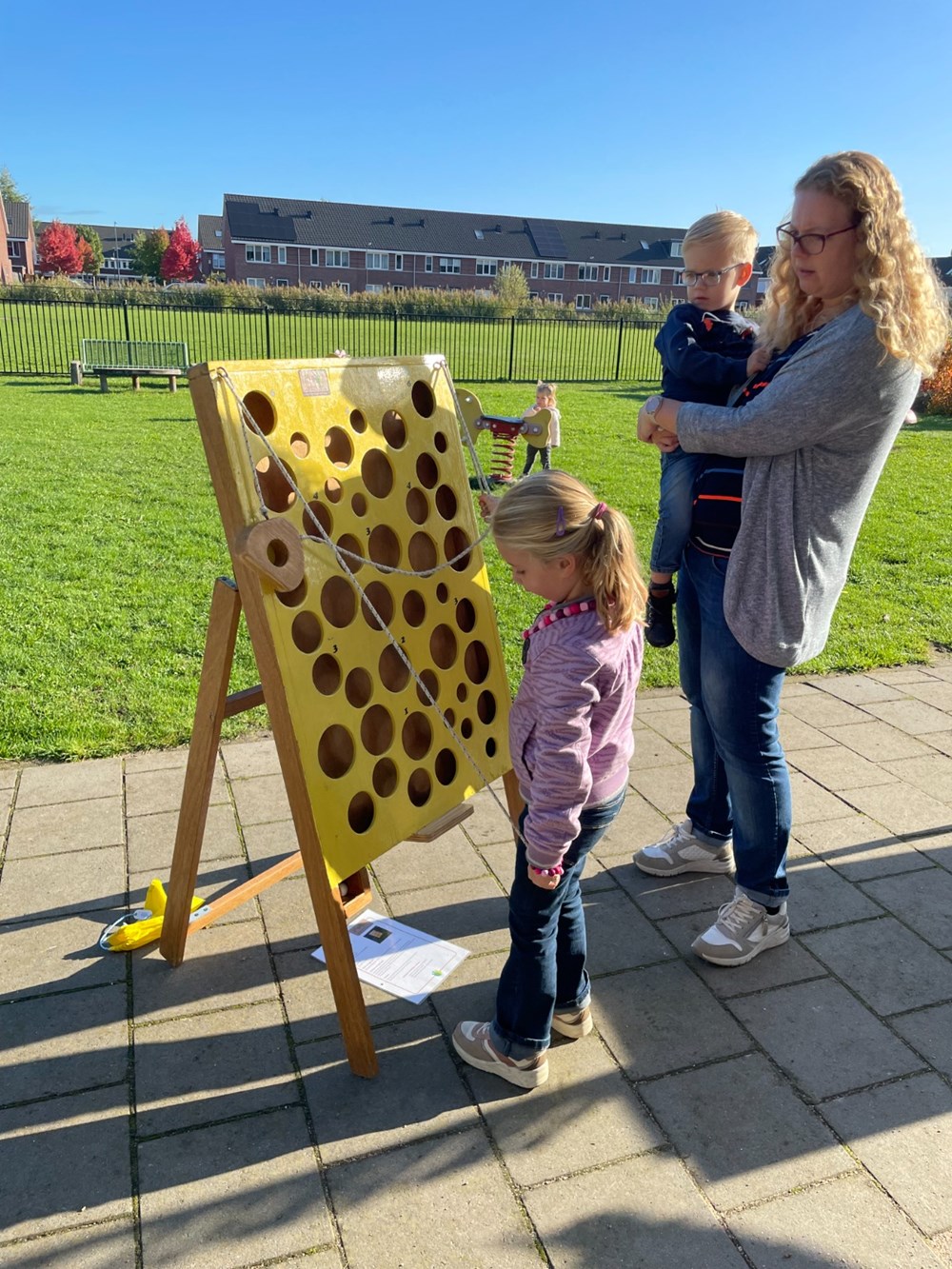 Geslaagd ochtendje Oud Hollandse Spelletjes Speeltuinvereniging Lingewijk