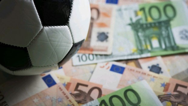 Contributie-met-voetbal_620x350p.jpg