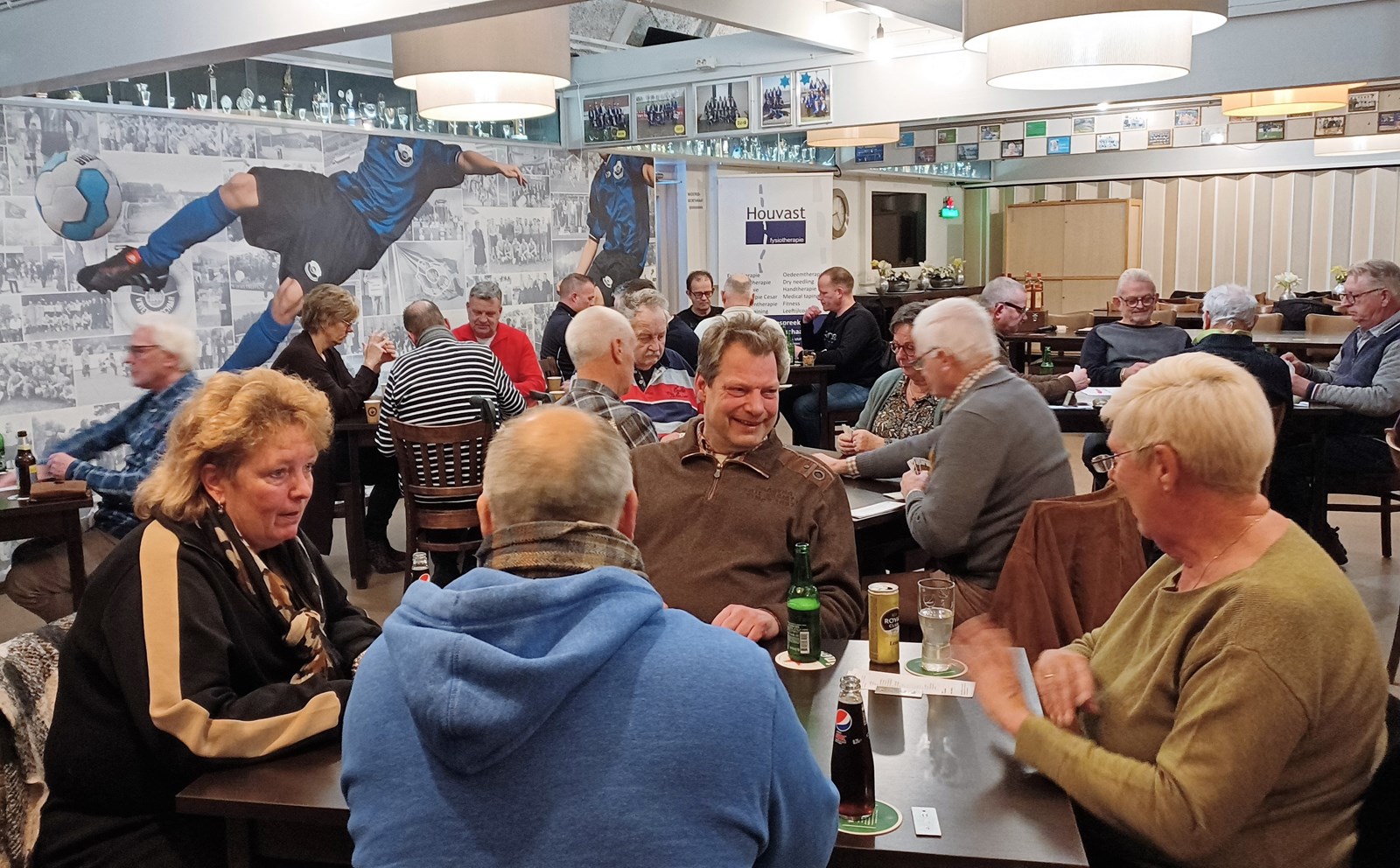 4e Ronde klaverjassen met hoogste score ooit - C.V.V. Vriendenschaar