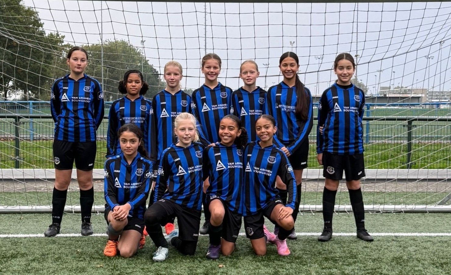 MO12-1 na geweldige comeback kampioen! - C.V.V. Vriendenschaar