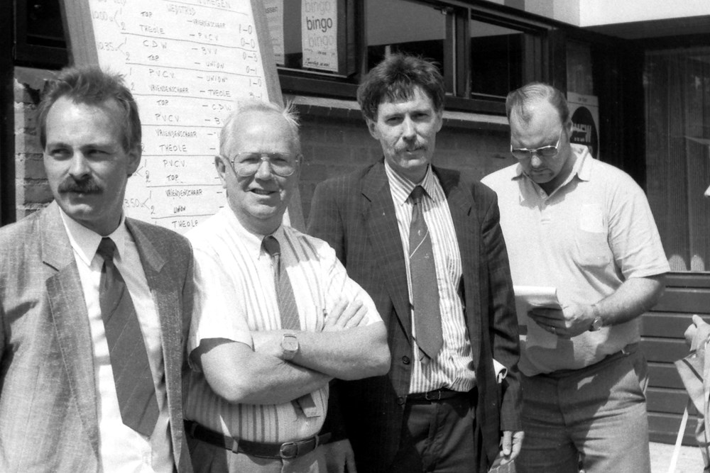 Dresselhuyselftal 1988 (foto van de week) - C.V.V. Vriendenschaar